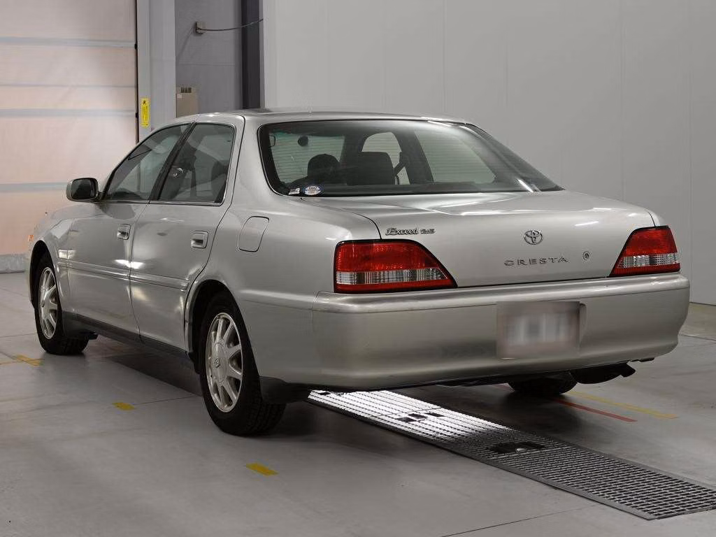 TOYOTA CRESTA