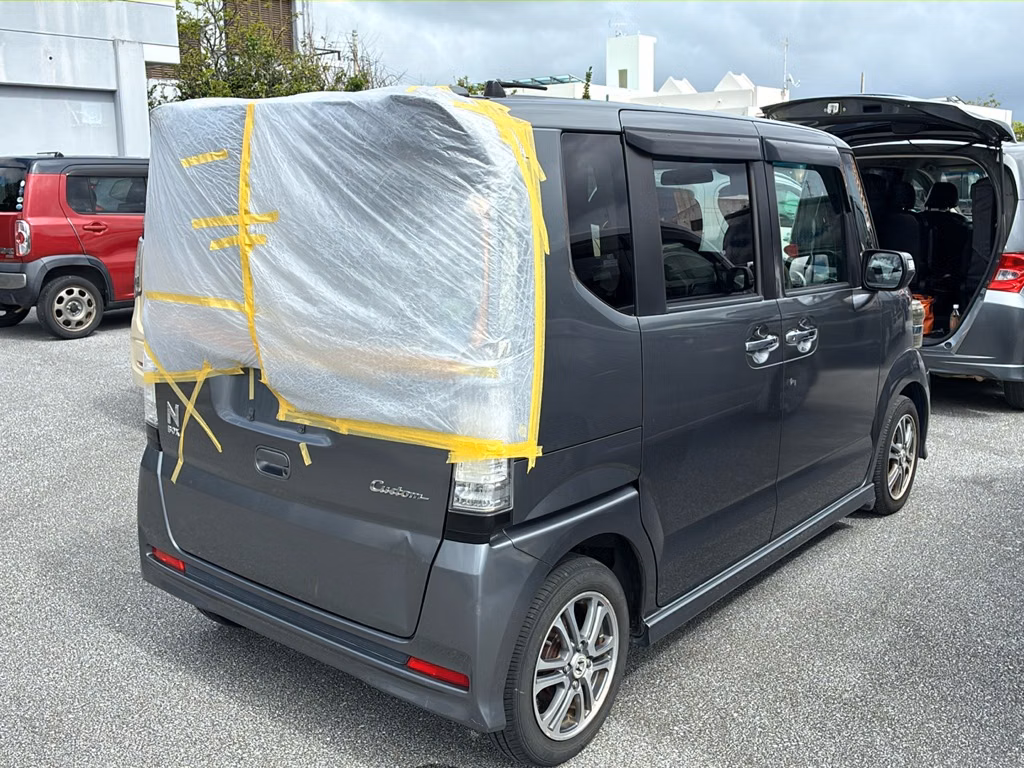 HONDA N-BOX