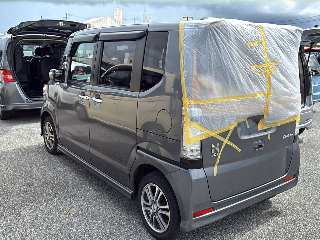 HONDA N-BOX