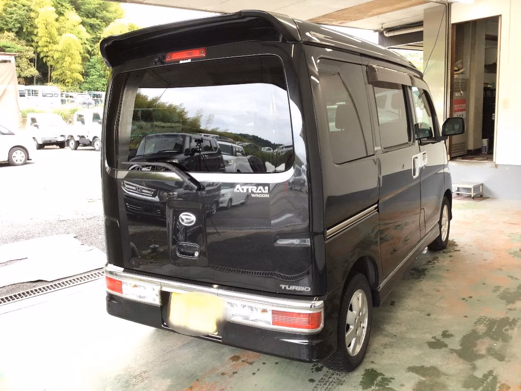 DAIHATSU ATRAI