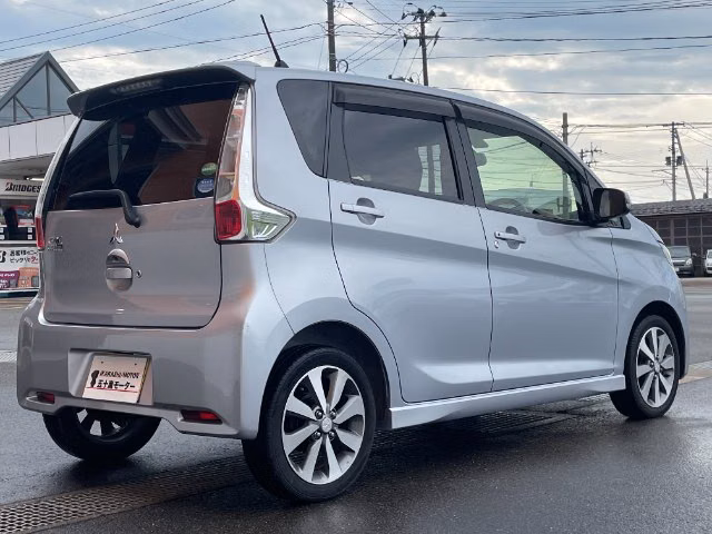 MITSUBISHI EK CUSTOM