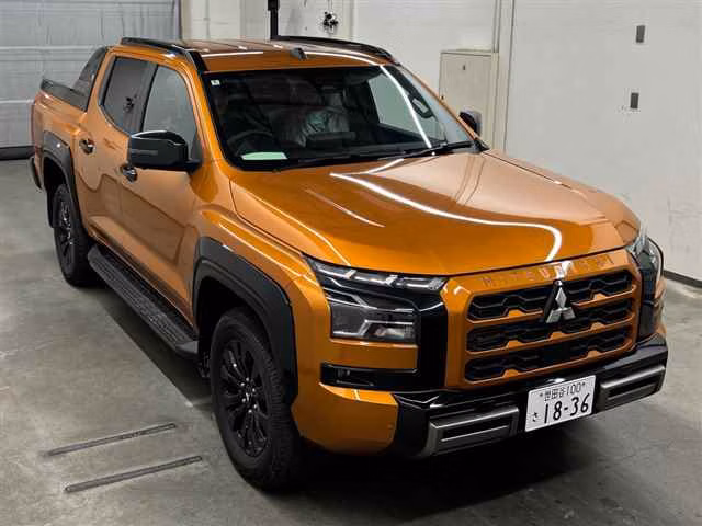 MITSUBISHI TRITON