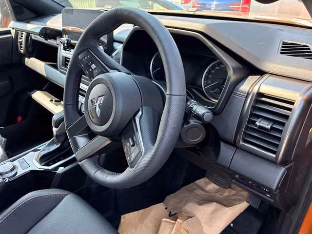 MITSUBISHI TRITON