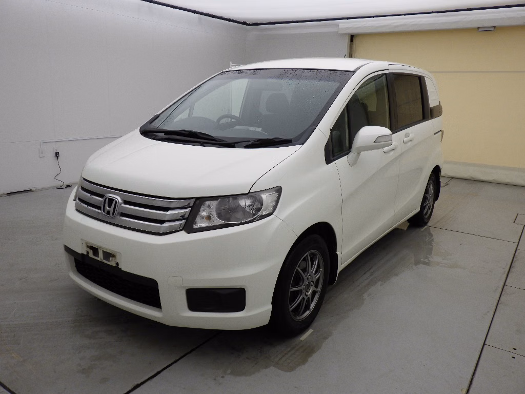 HONDA FREED SPIKE