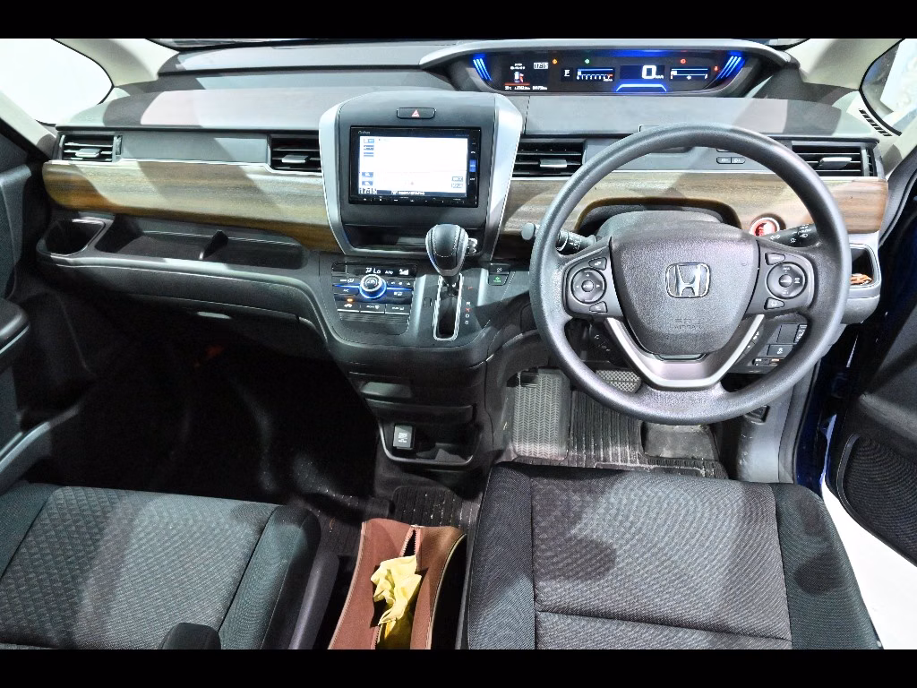HONDA FREED+