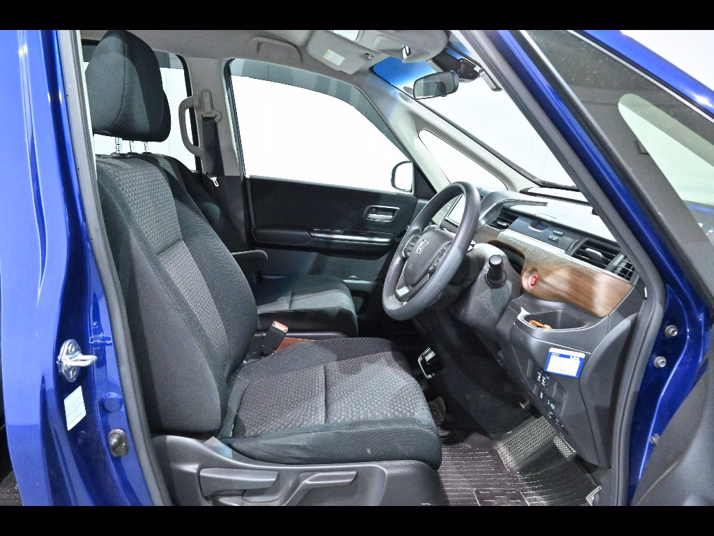 HONDA FREED+