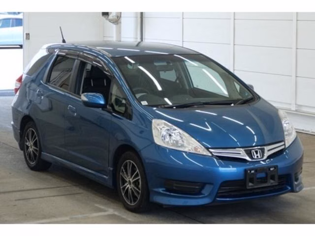 HONDA FIT SHUTTLE