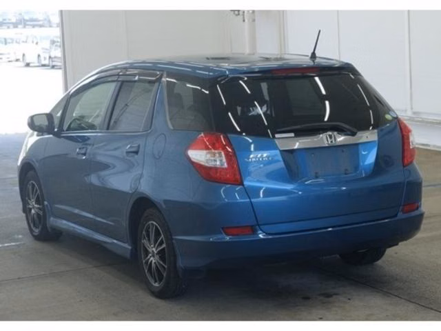 HONDA FIT SHUTTLE