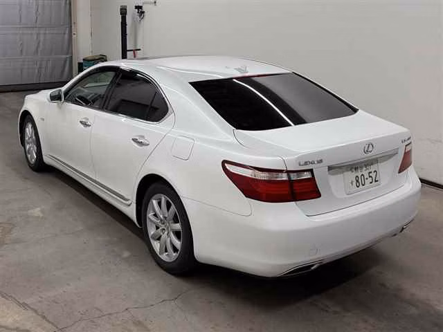 LEXUS LS460
