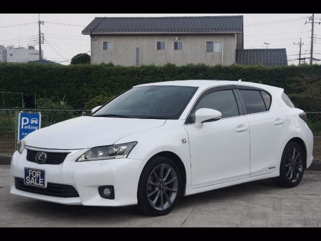 LEXUS CT200H