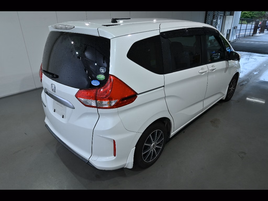 HONDA FREED+