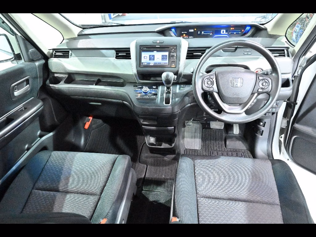 HONDA FREED+