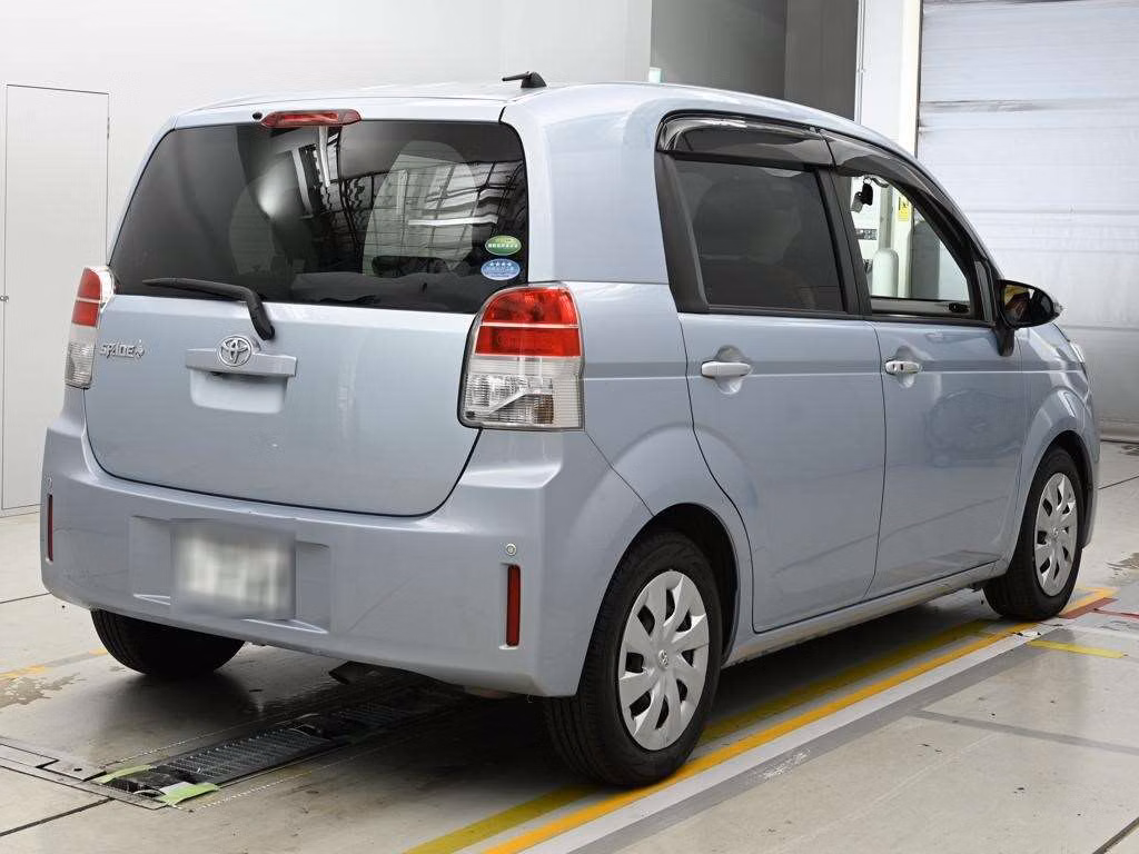 TOYOTA SPADE
