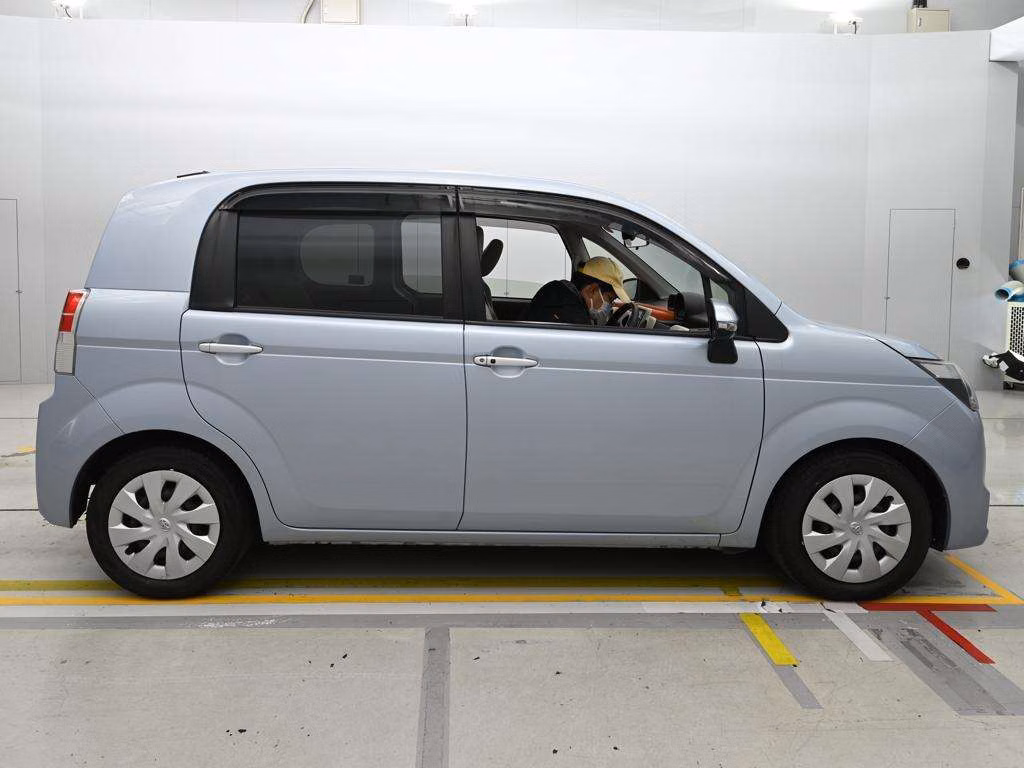 TOYOTA SPADE