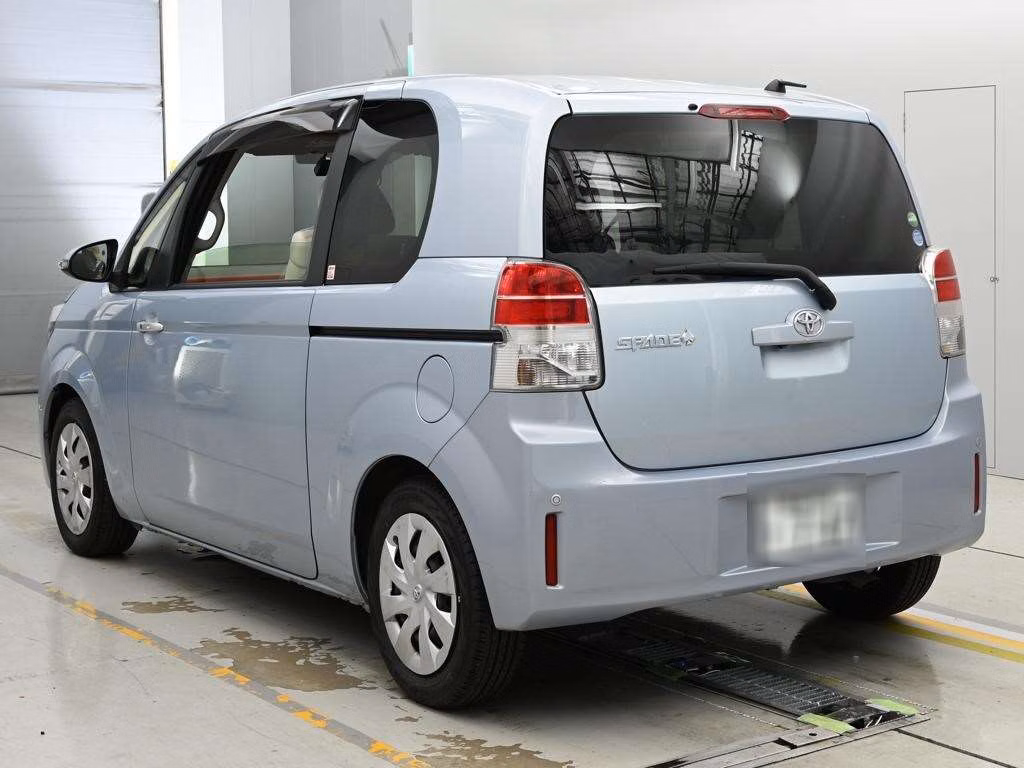 TOYOTA SPADE