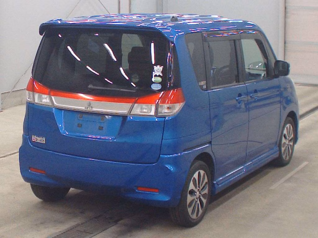 MITSUBISHI DELICA D:2