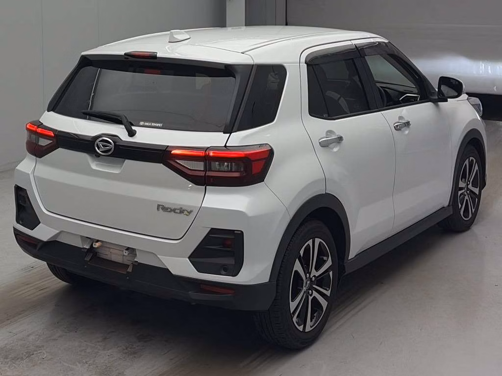 DAIHATSU ROCKY