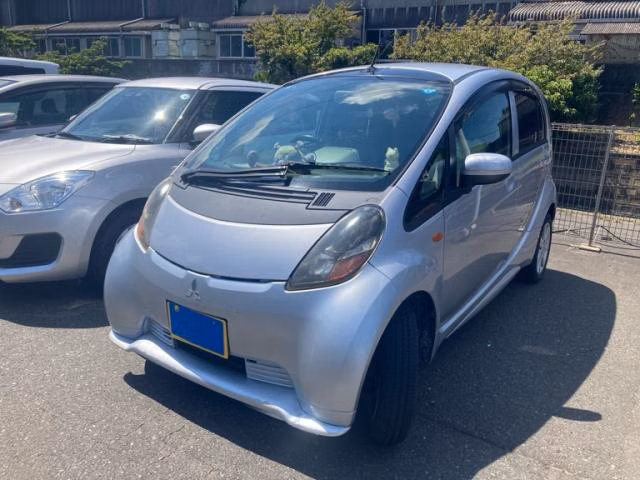 MITSUBISHI I