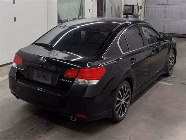 SUBARU LEGACY B4