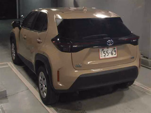 TOYOTA YARIS CROSS