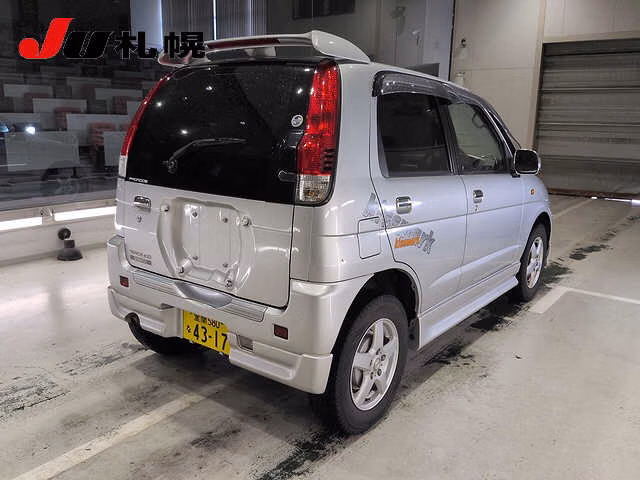 DAIHATSU TERIOS KID