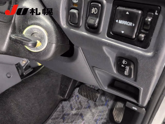 DAIHATSU TERIOS KID