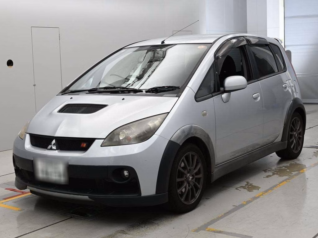MITSUBISHI COLT