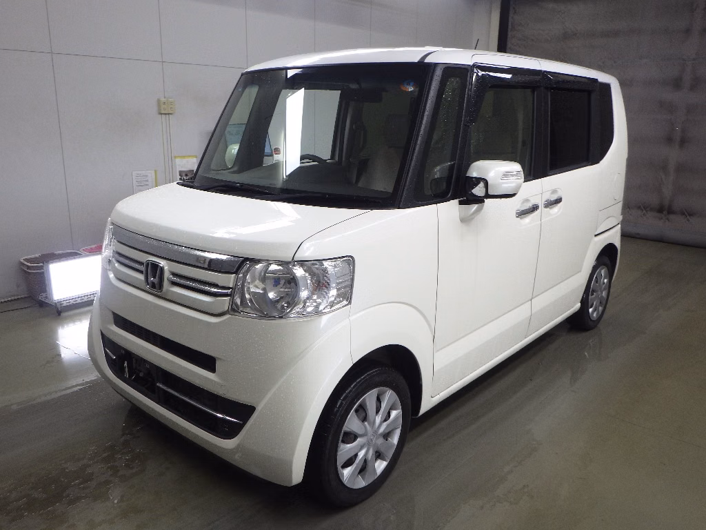 HONDA N-BOX
