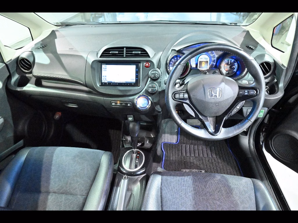 HONDA FIT SHUTTLE