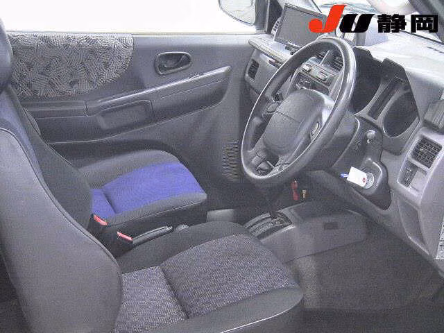 MITSUBISHI PAJERO MINI