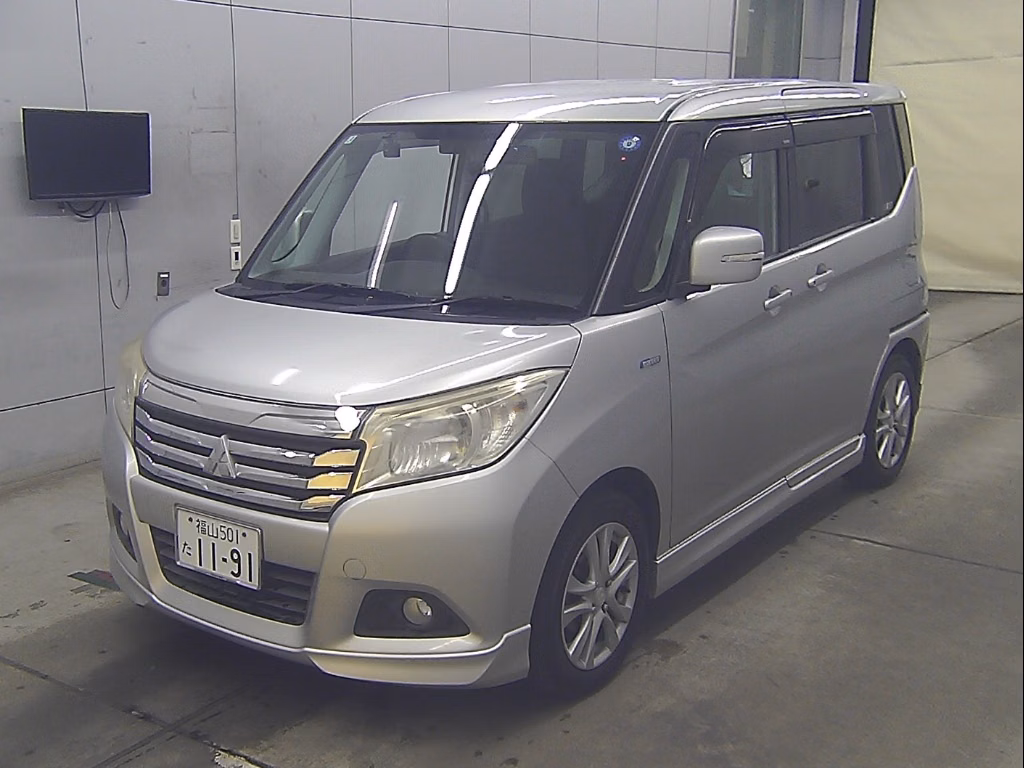 MITSUBISHI DELICA D:2