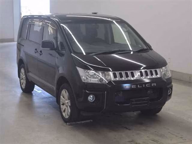 MITSUBISHI DELICA D:5