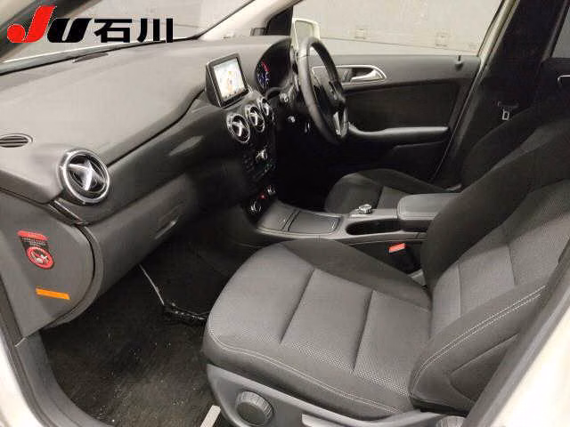 MERCEDES-BENZ B-CLASS