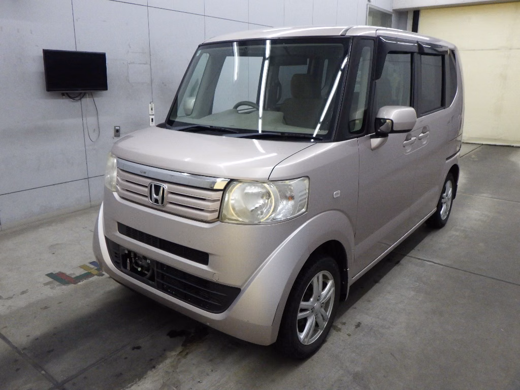 HONDA N-BOX