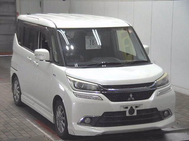 MITSUBISHI DELICA D:2