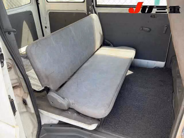 NISSAN CLIPPER