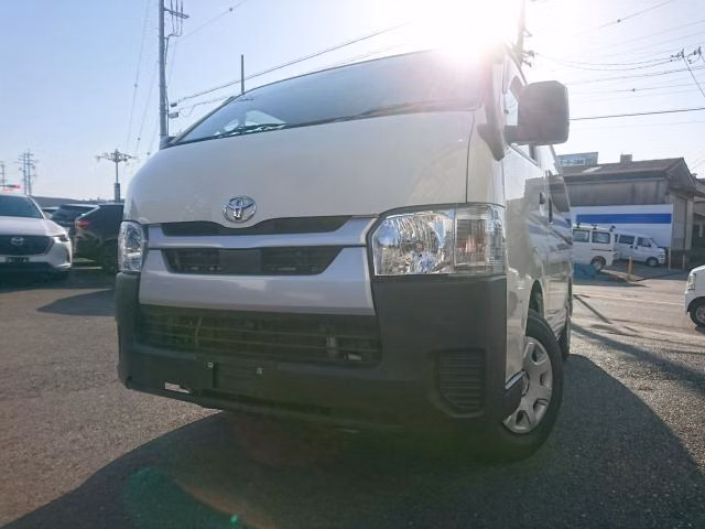 Toyota Regius Ace