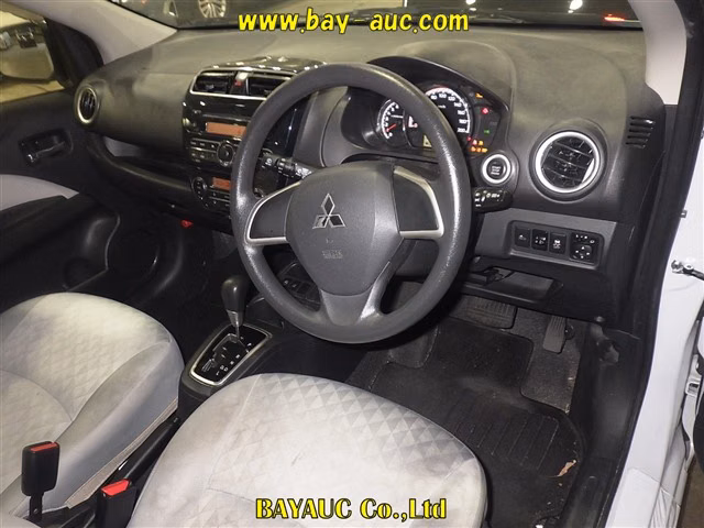 MITSUBISHI MIRAGE