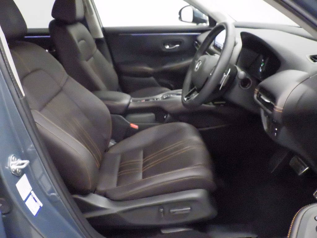 HONDA ZR-V