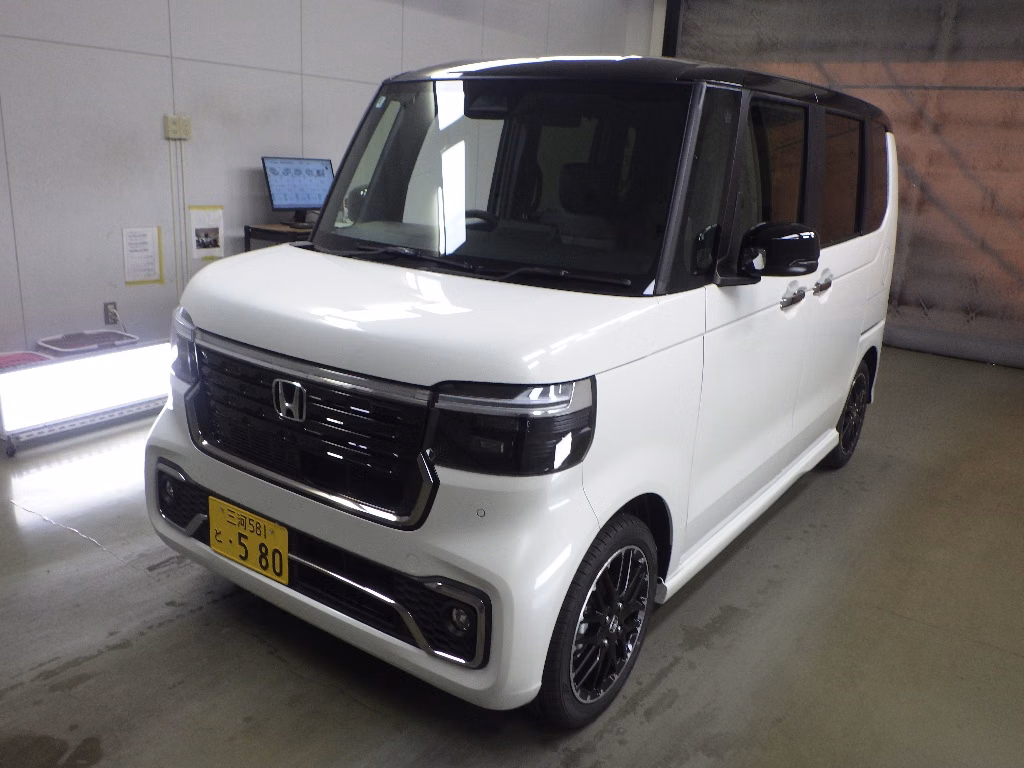 HONDA N-BOX