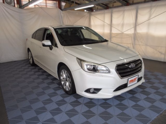 SUBARU LEGACY B4