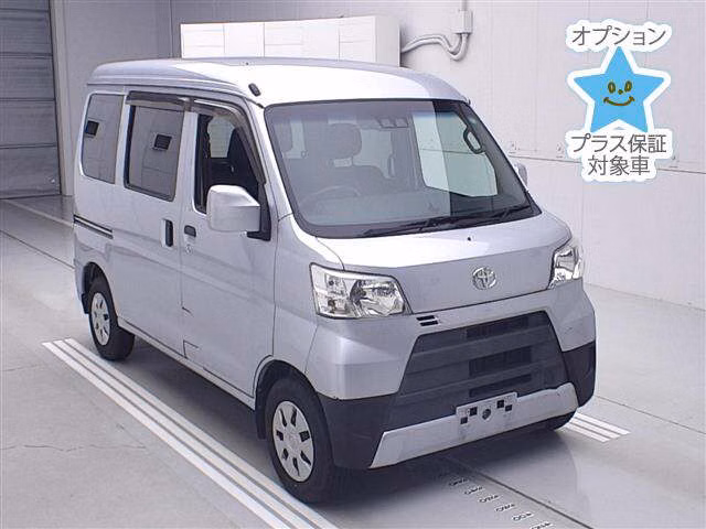 TOYOTA PIXIS VAN