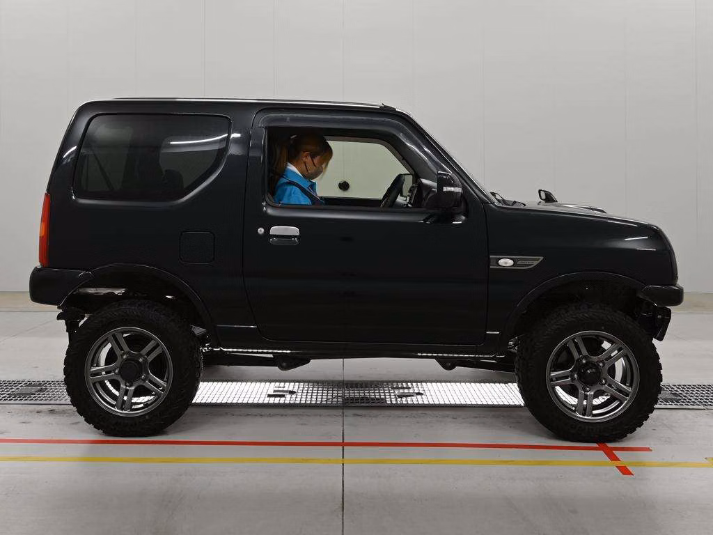 SUZUKI JIMNY