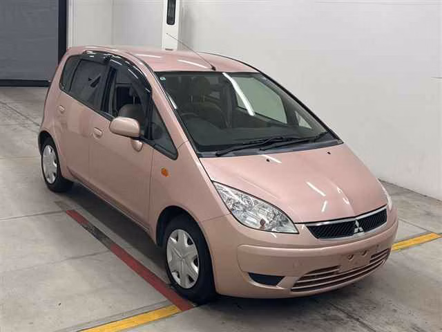 MITSUBISHI COLT