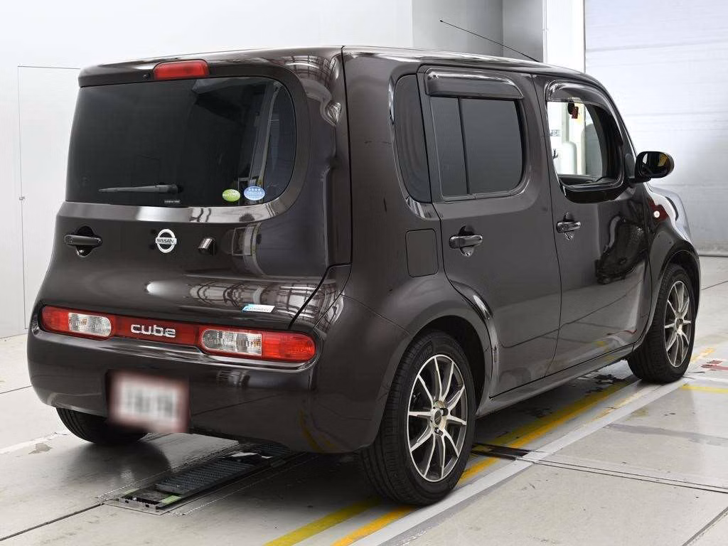 NISSAN CUBE