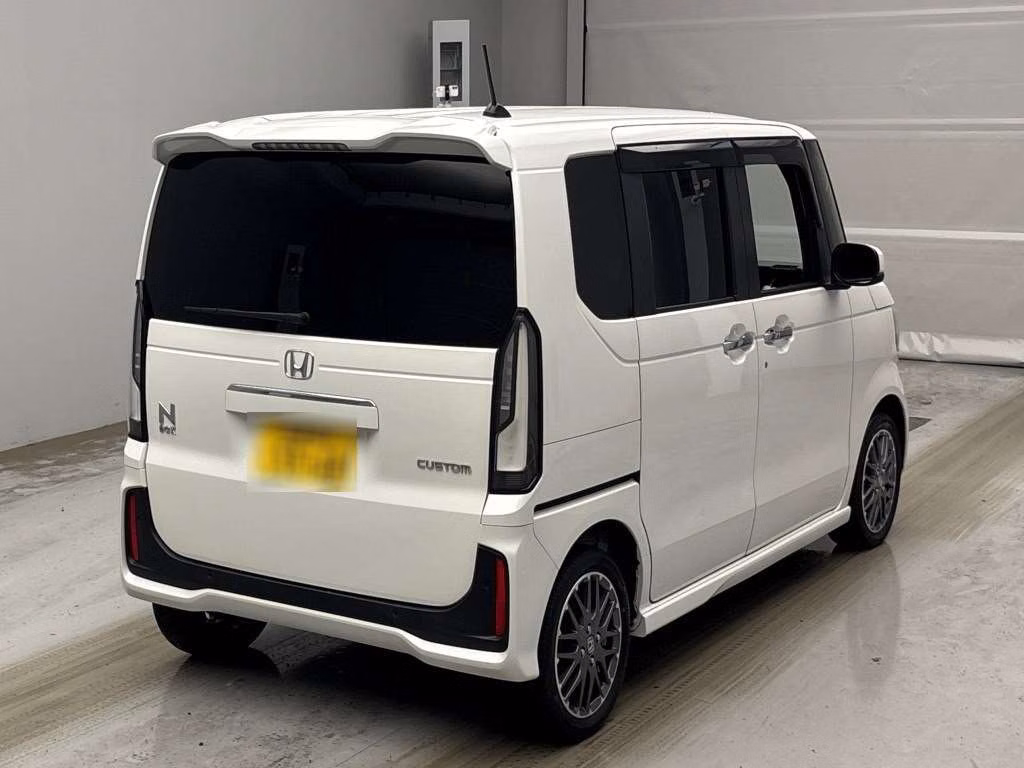 HONDA N-BOX