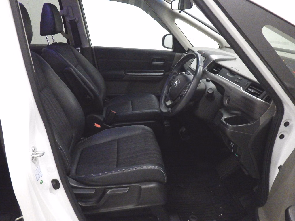 HONDA FREED+
