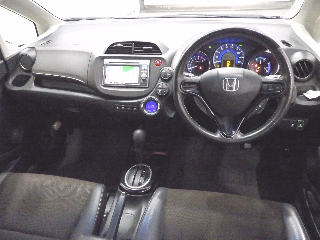 HONDA FIT SHUTTLE