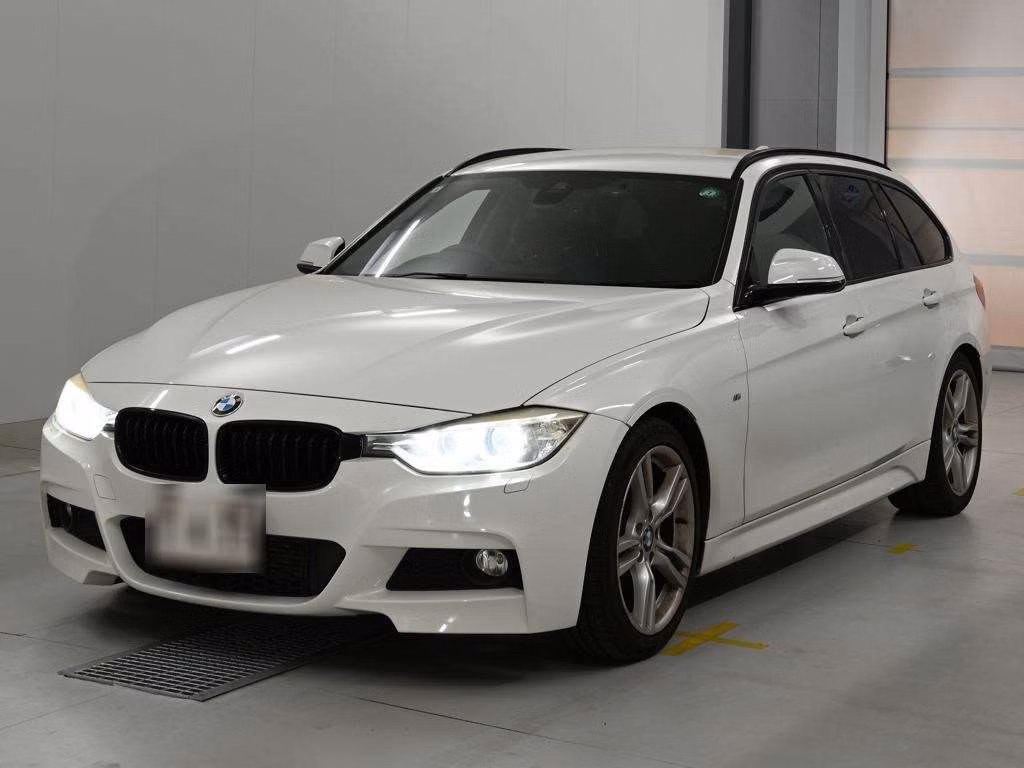 BMW 3-SERIES