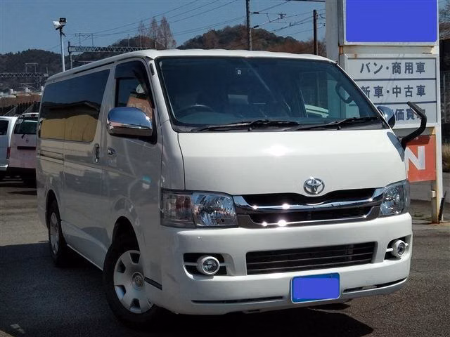 Toyota Regius Ace